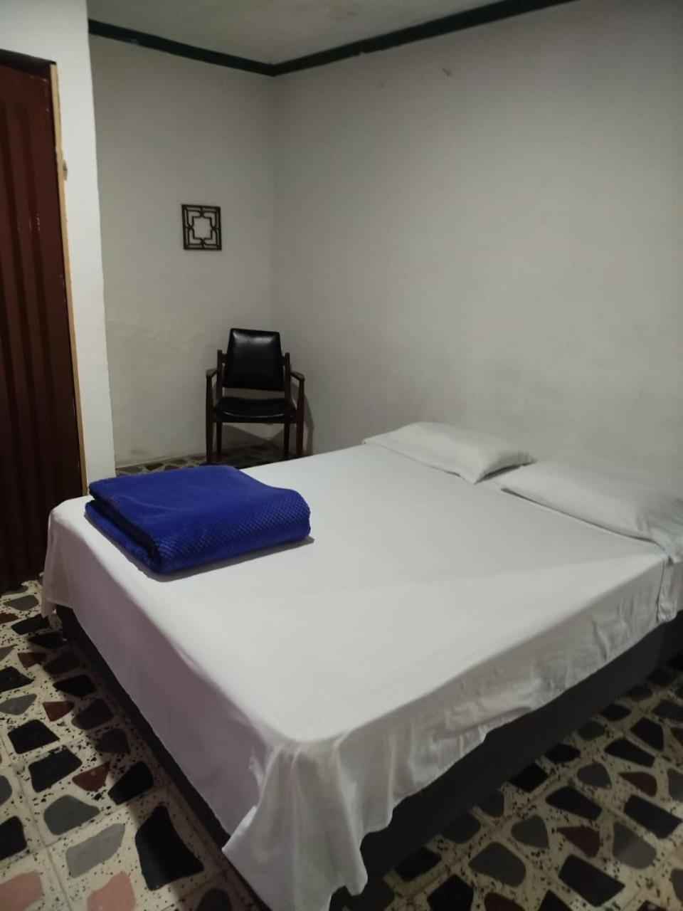 Hostal La 18 Pereira Zewnętrze zdjęcie